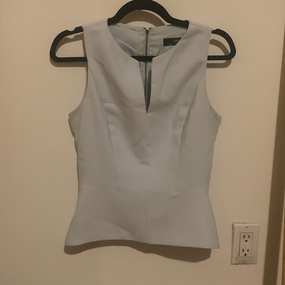 Cue light blue cute top